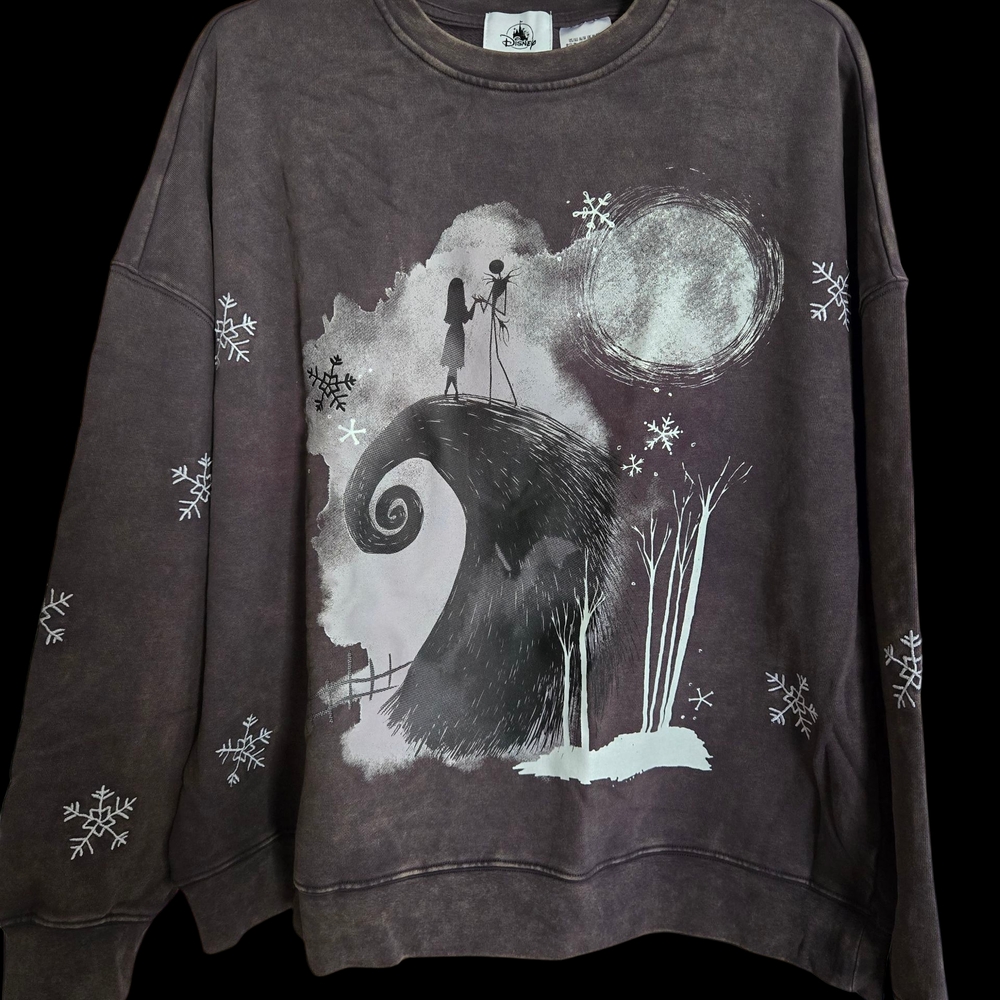 The Nightmare Before Christmas Pullover Sweatshirt for Women MEDIUM